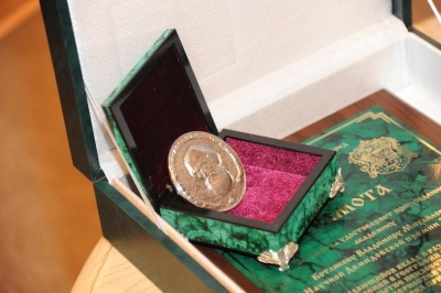 vCGs5_4Rj2Y.jpg vCGs5_4Rj2Y.jpg