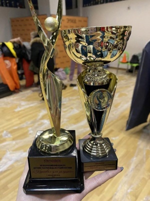 FL0F2weWea.jpg FL0F2weWea.jpg