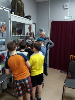 MJ_uw3EAEU0.jpg MJ_uw3EAEU0.jpg