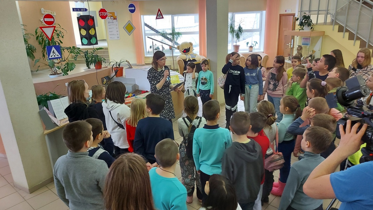 XWvS1yEHPgY.jpg XWvS1yEHPgY.jpg