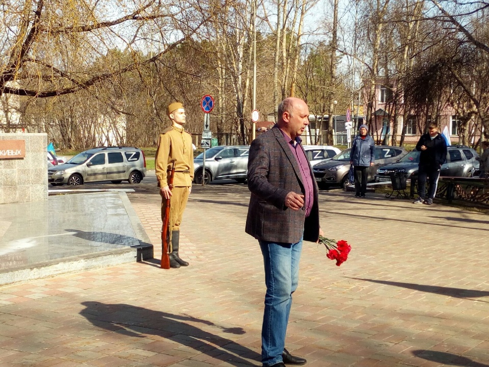 Fvs5FTttNa.jpg Fvs5FTttNa.jpg