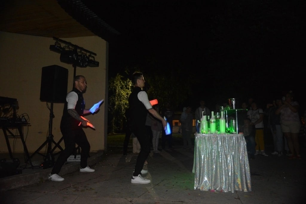 AmFiEkpP3W4.jpg AmFiEkpP3W4.jpg