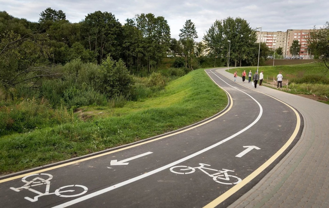 zeQP5wv7Al.jpg zeQP5wv7Al.jpg