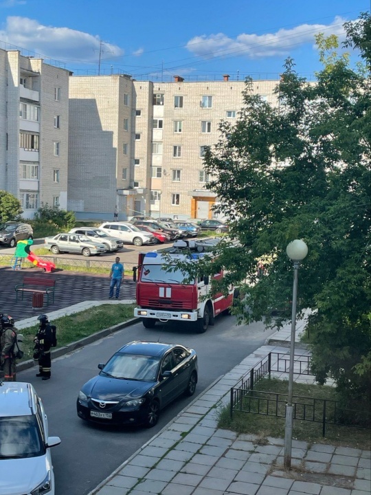 NPHO0bQZLU.jpg NPHO0bQZLU.jpg