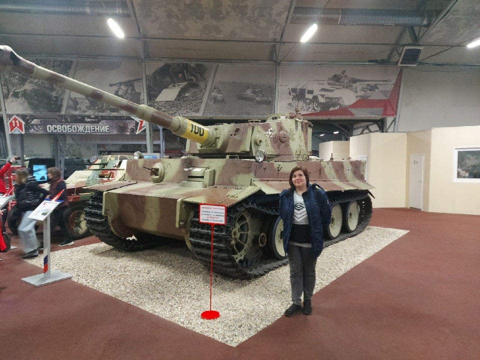 ICWGPHpDsv.jpg ICWGPHpDsv.jpg