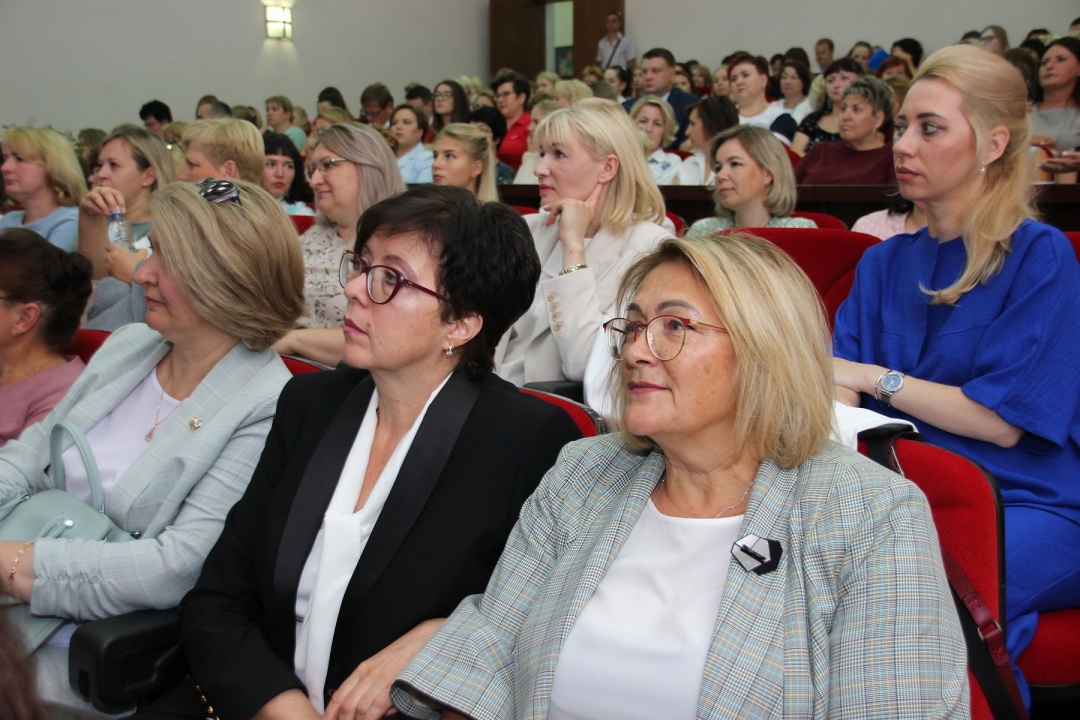 a0HwuEIfq8w.jpg a0HwuEIfq8w.jpg