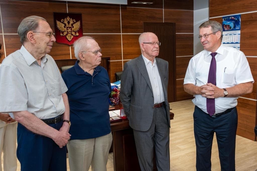 5OC3iYyrbT.jpg 5OC3iYyrbT.jpg