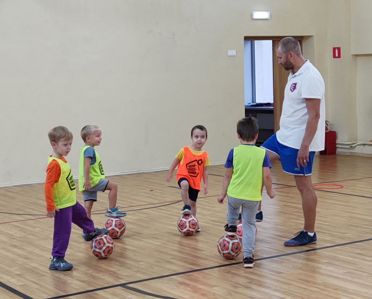 CNEM-VVkwa0.jpg CNEM-VVkwa0.jpg