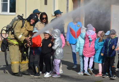 4ZbCh-lBxrM.jpg 4ZbCh-lBxrM.jpg