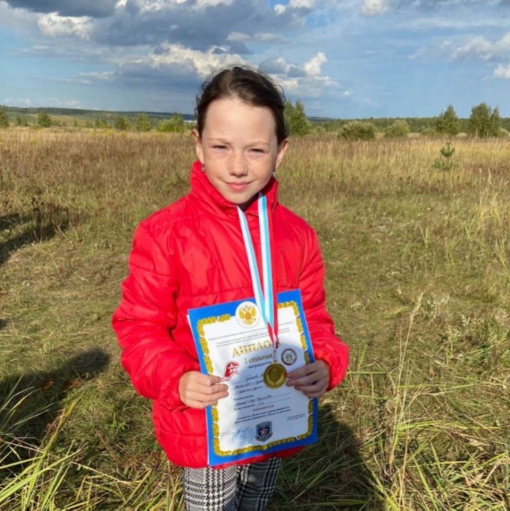 -bEsy06Yk3w.jpg -bEsy06Yk3w.jpg