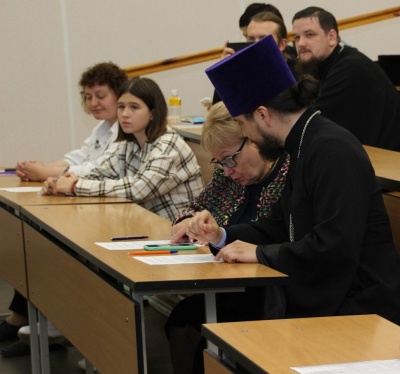 7Dpyr_jbfN8.jpg 7Dpyr_jbfN8.jpg