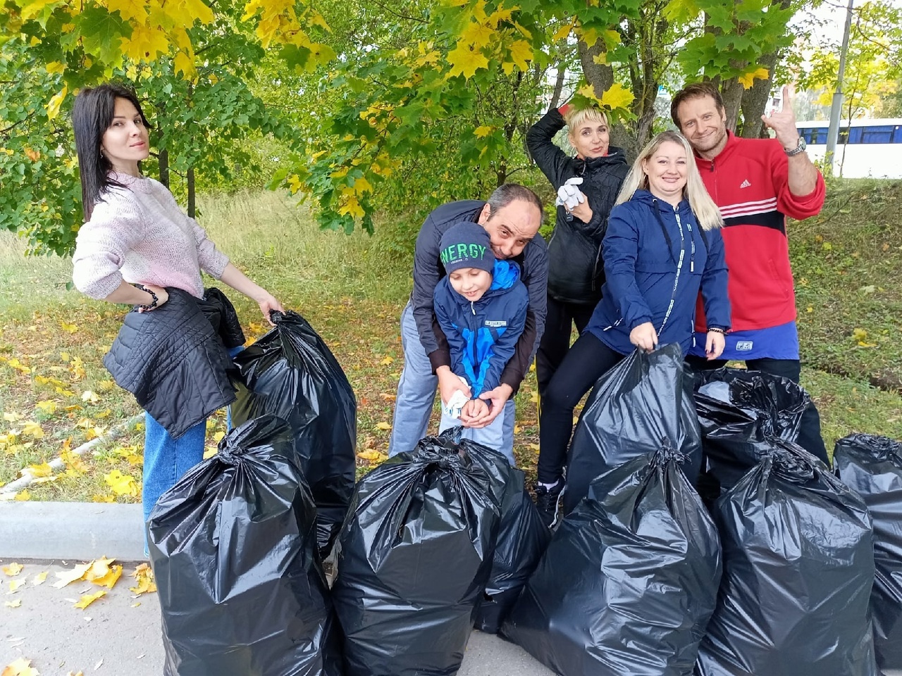 fumot6K4yz8.jpg fumot6K4yz8.jpg