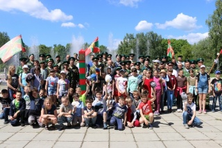 B3Pur46rhp4.jpg B3Pur46rhp4.jpg