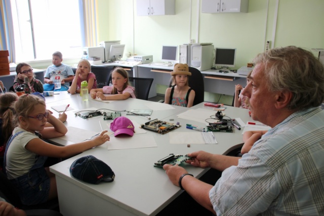 электроника2.jpg электроника2.jpg