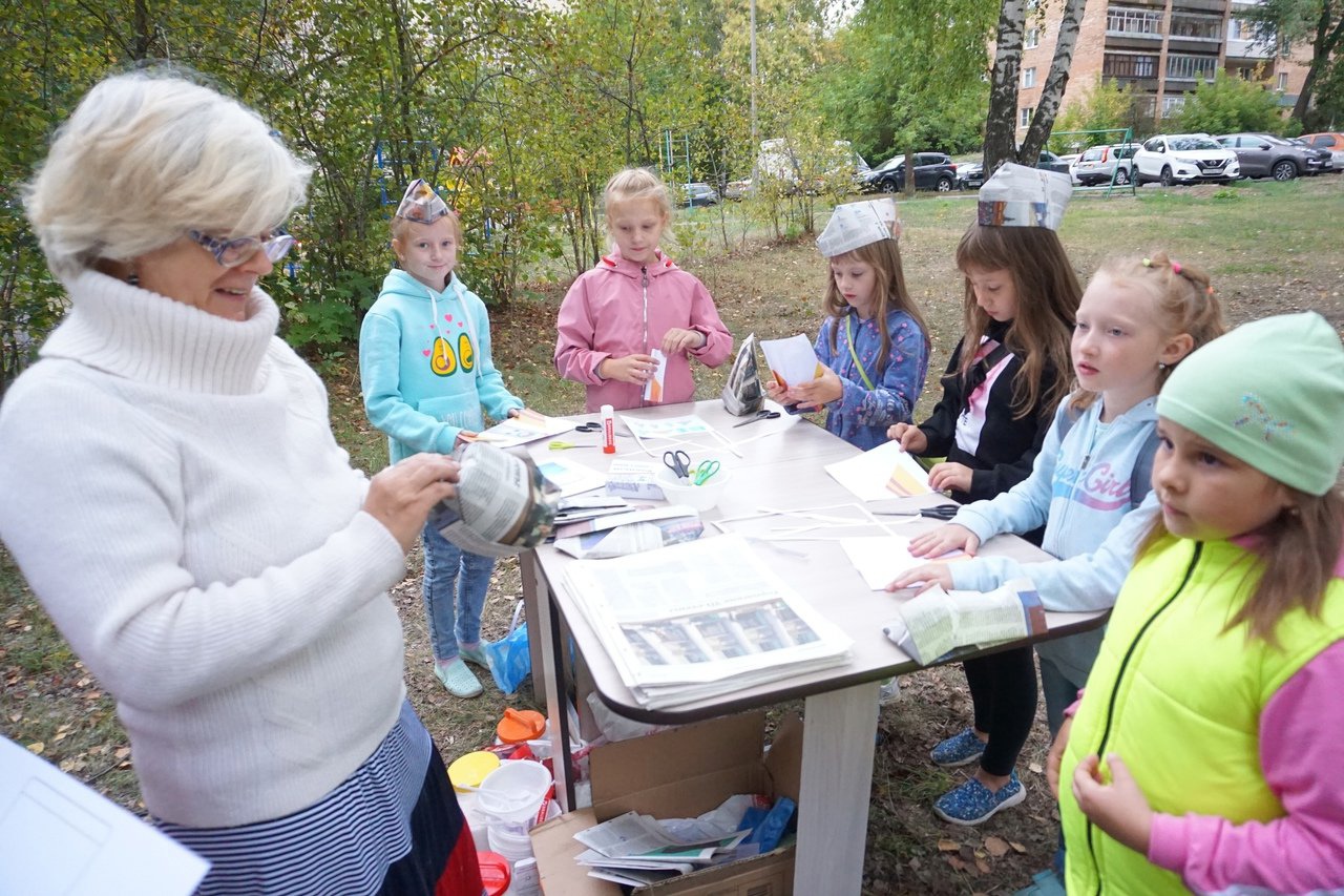 Двор-2.jpg Двор-2.jpg