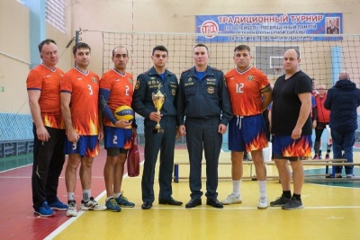 Волейбол-5.jpg Волейбол-5.jpg