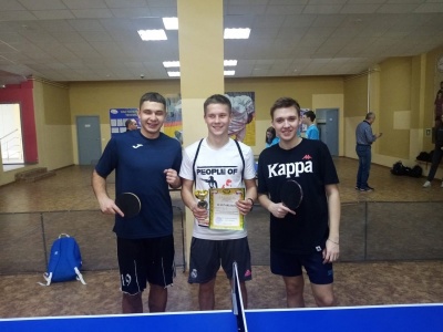 Теннис-1.jpg Теннис-1.jpg