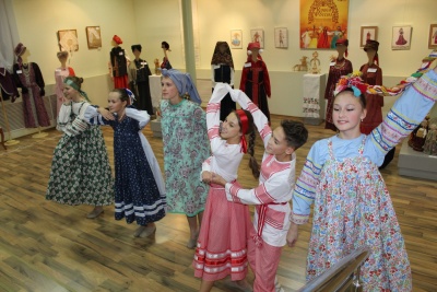 Костюмы-11.jpg Костюмы-11.jpg