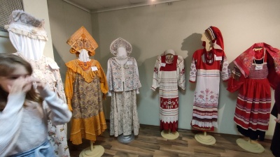 Костюмы-18.jpg Костюмы-18.jpg