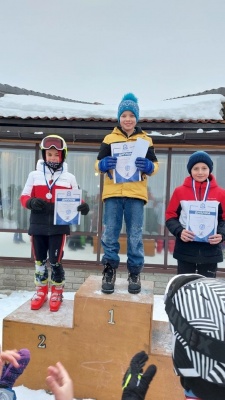 Лыжи-02.jpg Лыжи-02.jpg