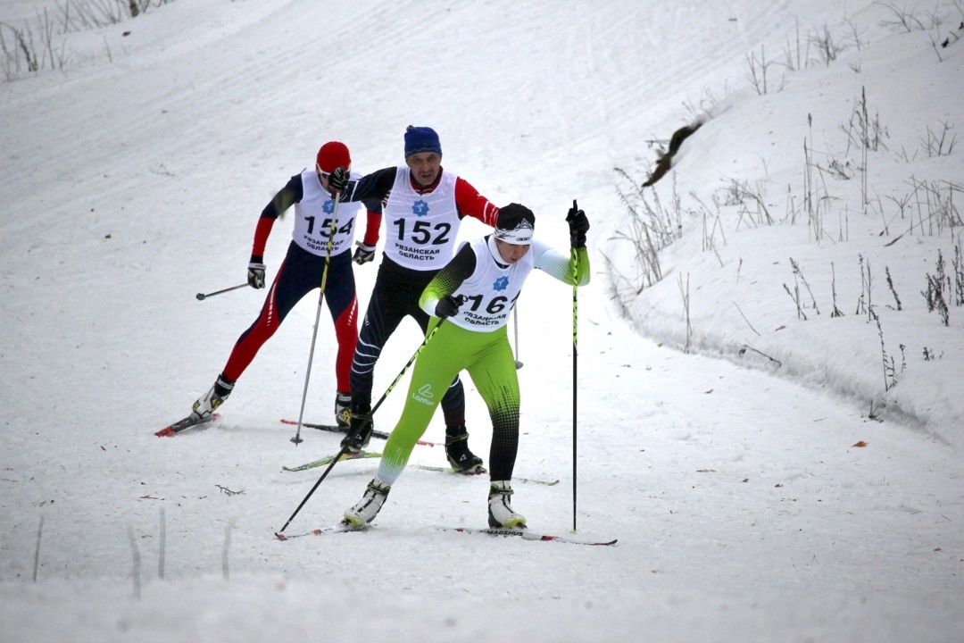 Лыжники.jpg Лыжники.jpg