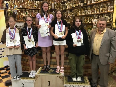 Шашки-2.jpg Шашки-2.jpg