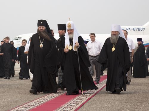 Встреча Патриарха в аэропорту