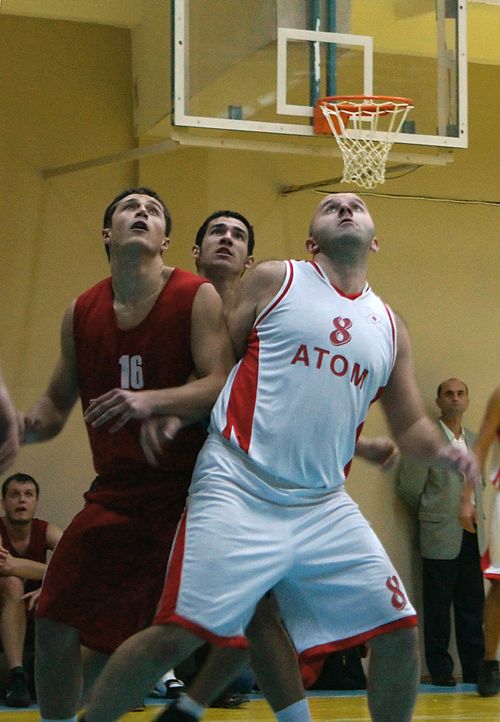 В защите - А.Ковтун