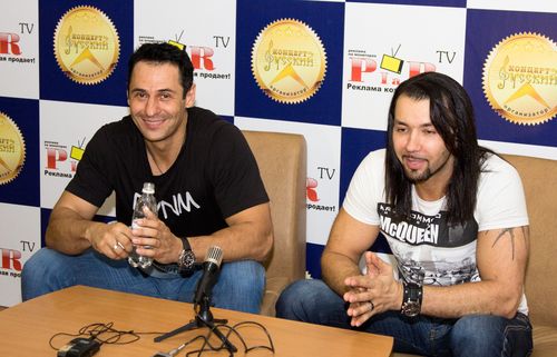 Стас Костюшко (слева) и Денис Клявер