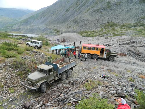 Вокруг - сплошная медь