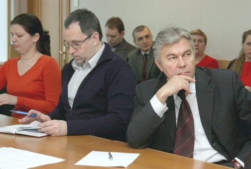 С.Горелов и А.Тихонов на заседании комитета городской думы по инновациям