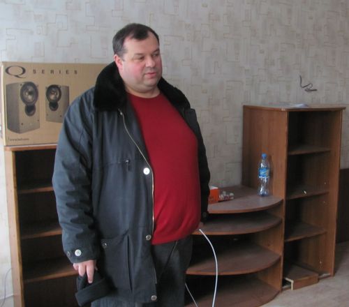 Максим вынужден отапливать квартиру соляркой