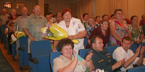 В этот вечер в зале присутствовали 80 ветерановж/д цеха