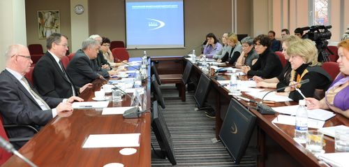 Одна из возможностей получить информацию из первых рук - ежегодная пресс-конференция, посвященная подведению итогов работы РФЯЦ-ВНИИЭФ