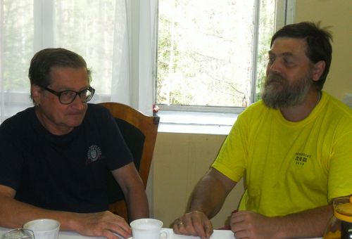 Руководители школ С.В. Резниченко (слева) и В.В. Чуб