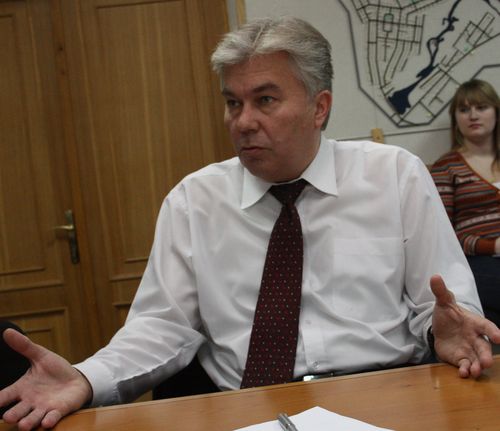 А.Тихонов: "Средства на спорт распредедяются крайне неравномерно"