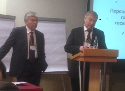 А.Тихонов и В.Жигалов на семинаре