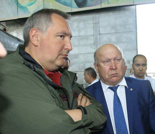 Д.Рогозин и В.Шанцев на заводе "Сокол"