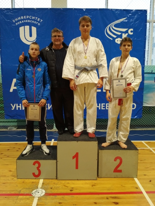 vf4A1_fxwpo.jpg vf4A1_fxwpo.jpg