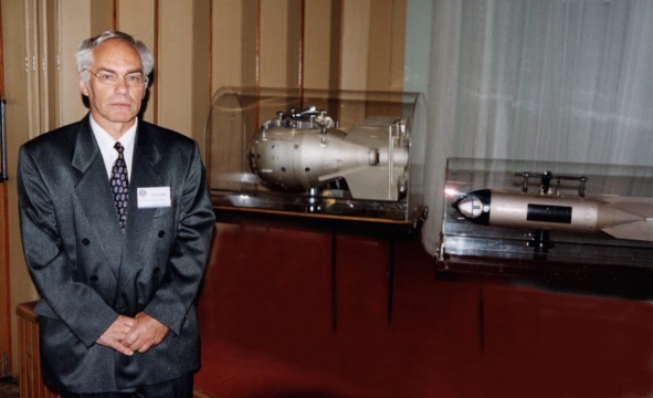 1_cQ_hoE3H7PY.jpg 1_cQ_hoE3H7PY.jpg