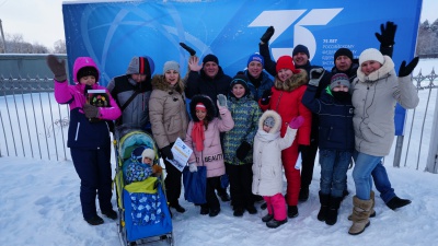 c3s9UnBicp4.jpg c3s9UnBicp4.jpg