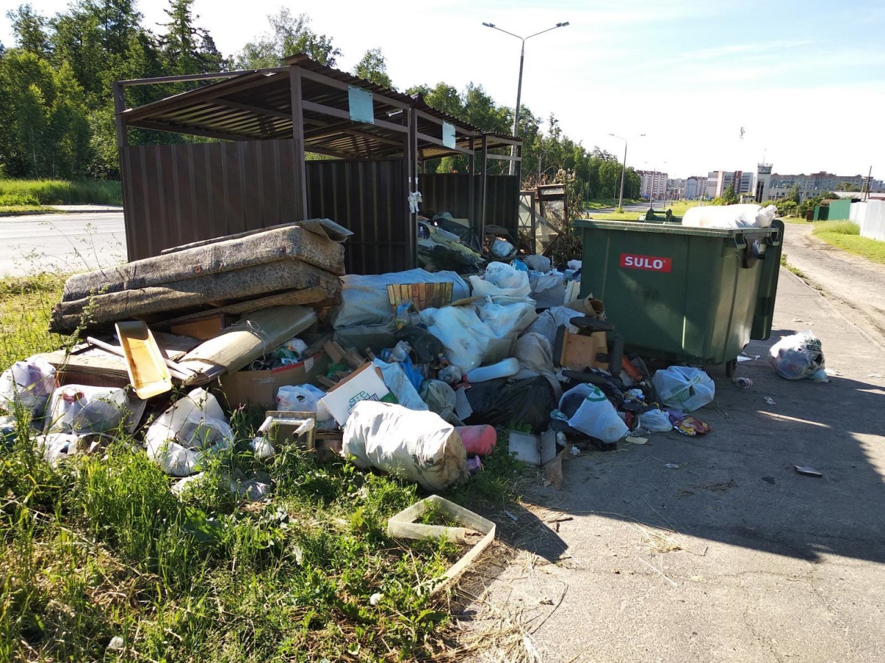 _0vm0rrNxBo.jpg _0vm0rrNxBo.jpg