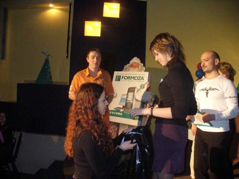 На сцене (Настя и Alza)