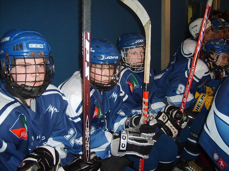 дети 93 года скамейка