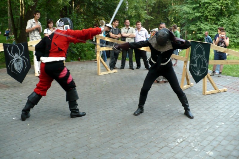 dm12 Снова фехтовальщики.jpg
