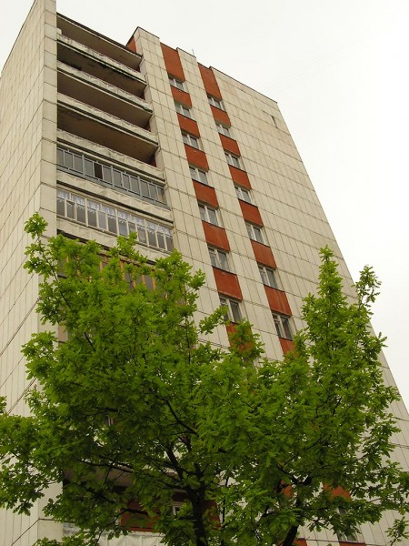 Ул. Музрукова. Уходящий в небо ;)