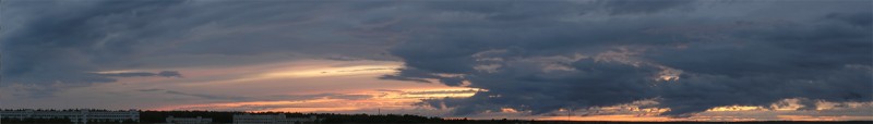 Закат над городом. Панорма