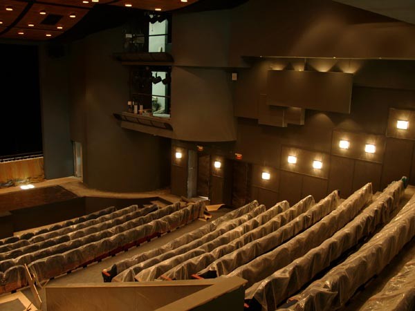 Новое здание театра: вид изнутри