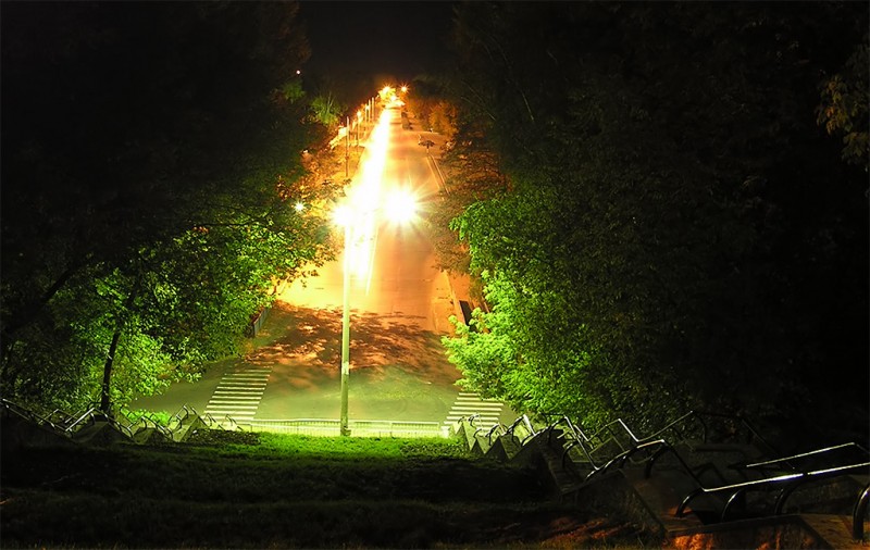 Лестница "Миру-Мир" (осень 2003)