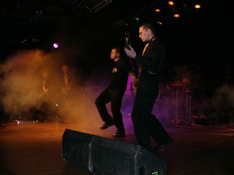 В разгар концерта